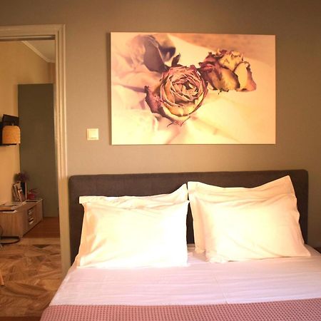 Myron & Gabby'S House Apartment Monemvasía Екстериор снимка