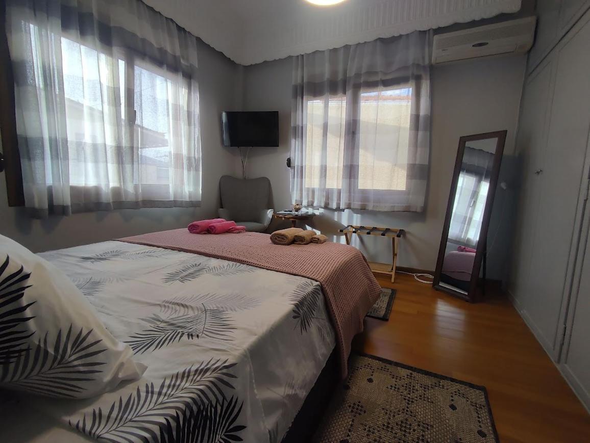 Myron & Gabby'S House Apartment Monemvasía Стая снимка
