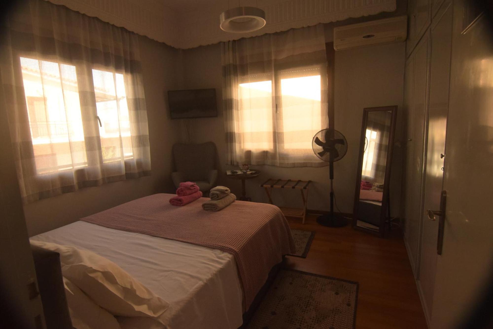 Myron & Gabby'S House Apartment Monemvasía Екстериор снимка